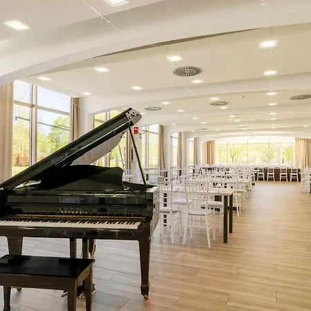 فندق Iberik Augas Santas Balneario & Golf