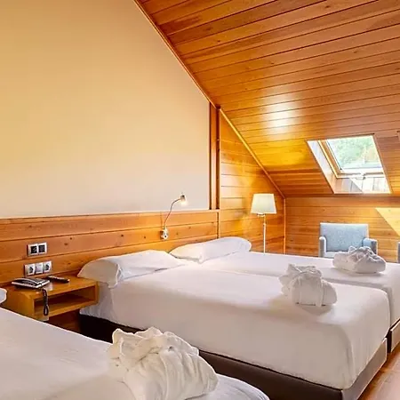 Iberik Augas Santas Balneario & Golf Pantón
